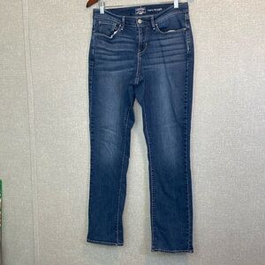 Levi Strauss Women’s Curvy Straight Jeans